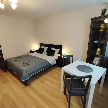 Top Apartamenty Centrum - Metro Rondo Onz Varsovia Exterior foto